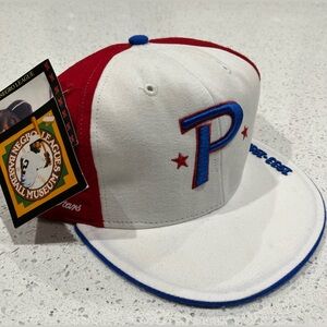 Philadelphia Stars Headgear Fitted Hat 100% Wool Size 7 5/8 New with Tags